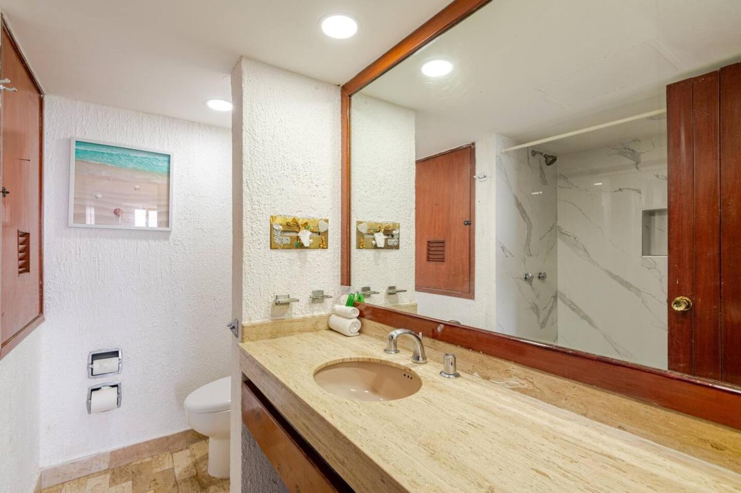 Solymar Beach Condos Cancún Rum bild